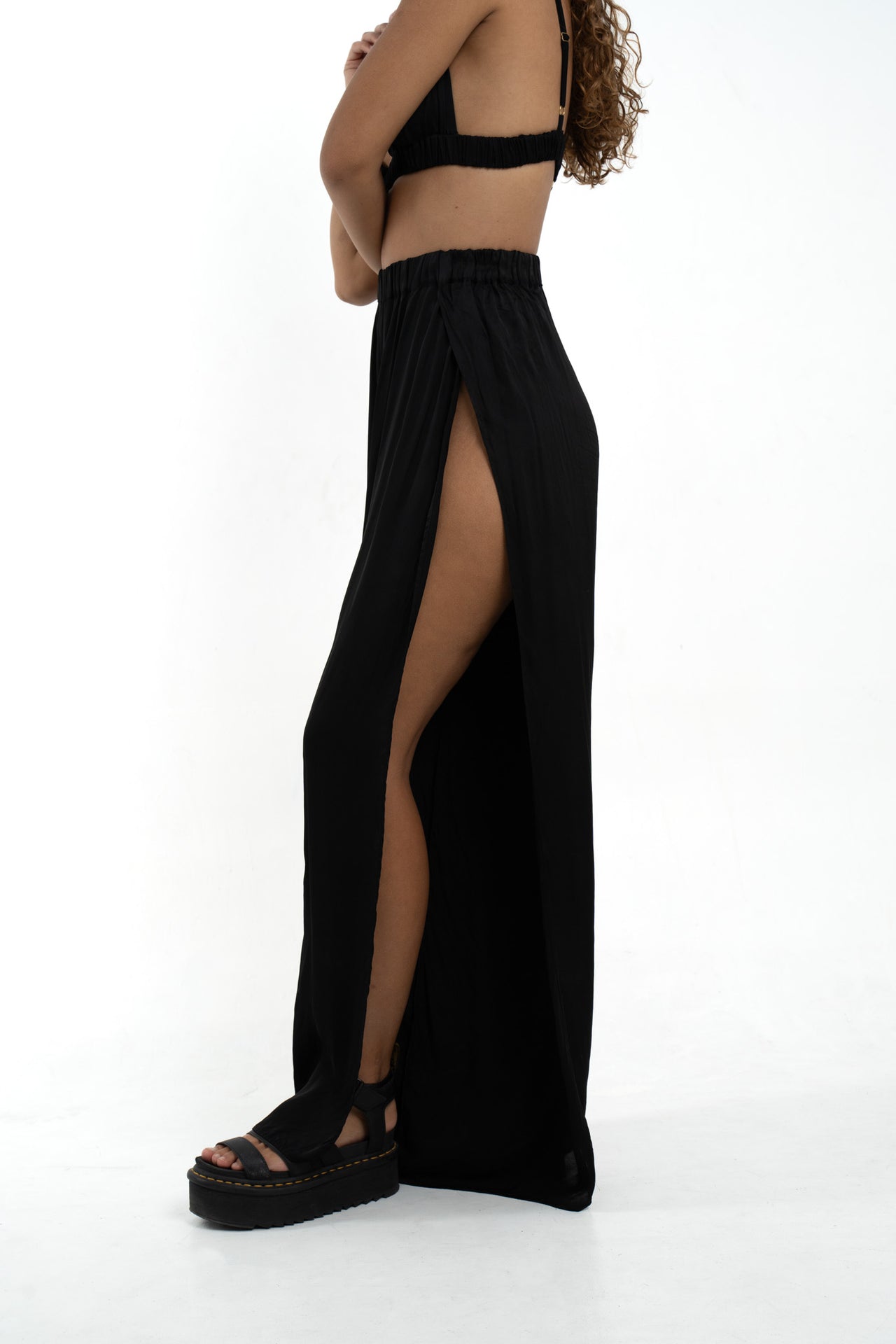 Serene Pant Lusy The Black Circle 