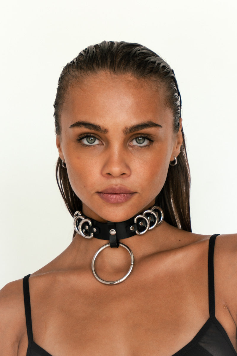 Choker mia Black Circle Alice Deren