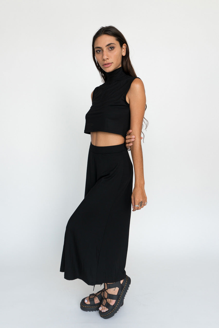 Black Circle Noïr Culotte Doux  Alt-Text bearbeiten